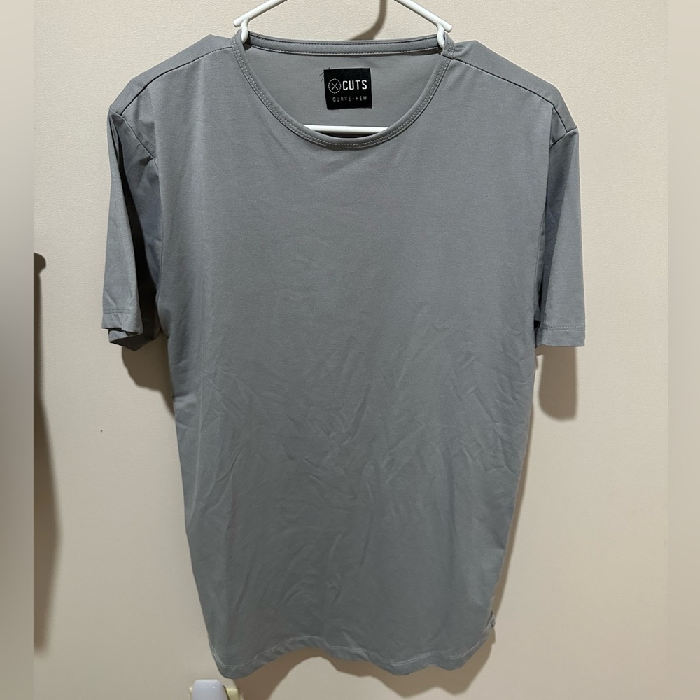 Cuts Clothing Men's Gray T-Shirt